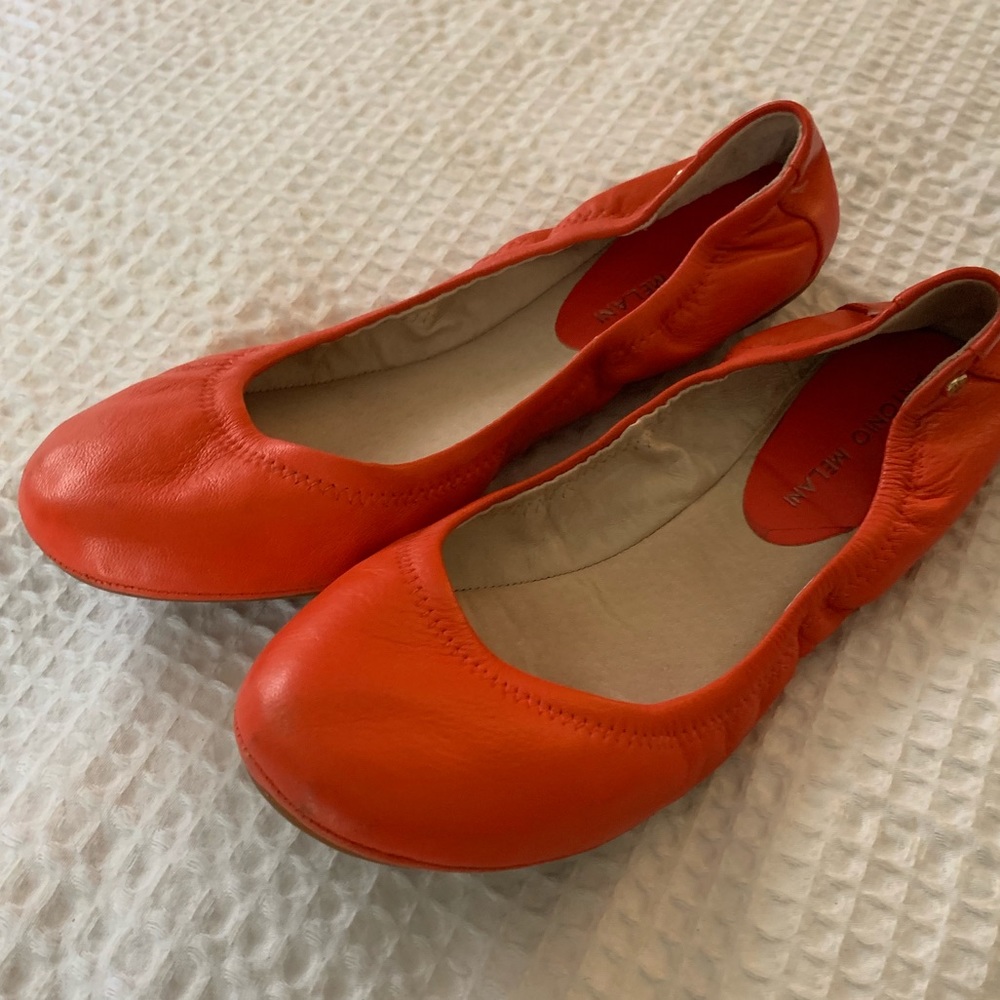 Orange Flats - like new